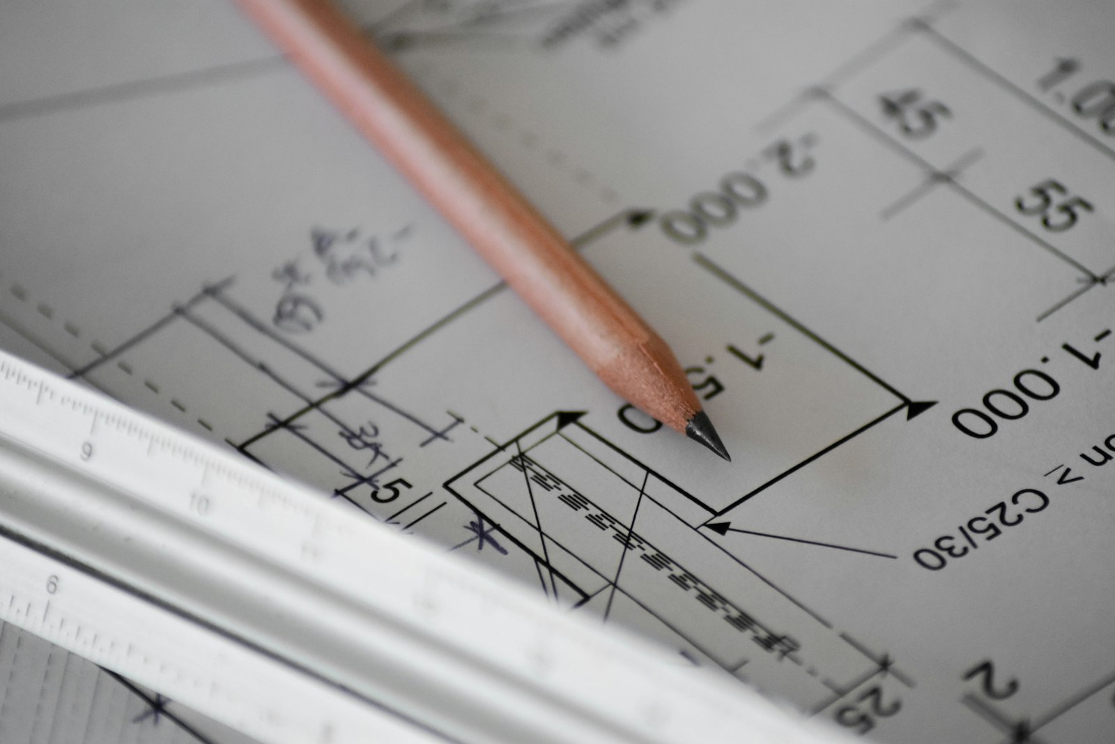 Digital PR vs Guest Posts: Where Your Link Budget Belongs